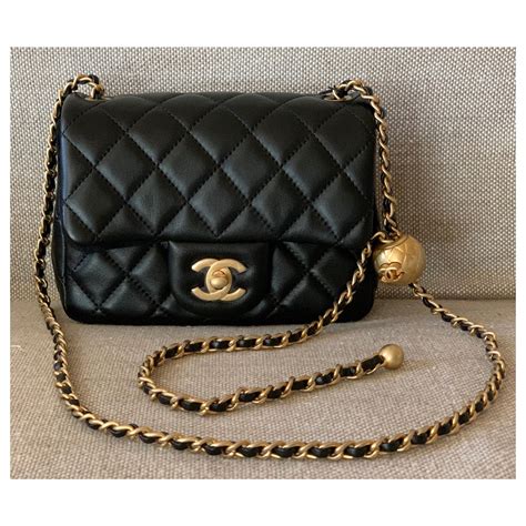 chanel mini flip bag